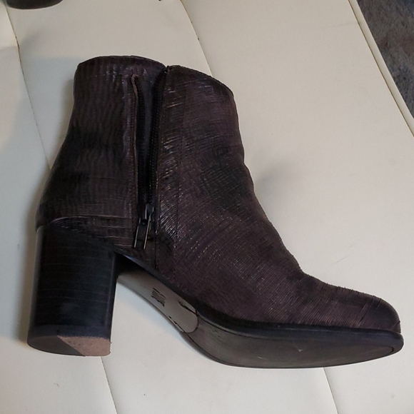 Frye Double Zip Moto Style Boots - Picture 5 of 14